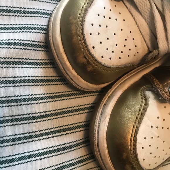 Baby glitter nikes - Picture 3 of 5